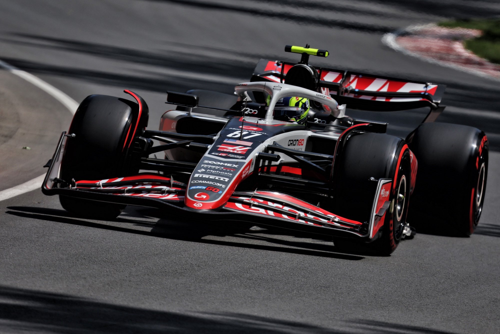 Oliver Bearman (GBR) Haas VF-25.